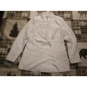 NWT Women's Size Medium White Blazer